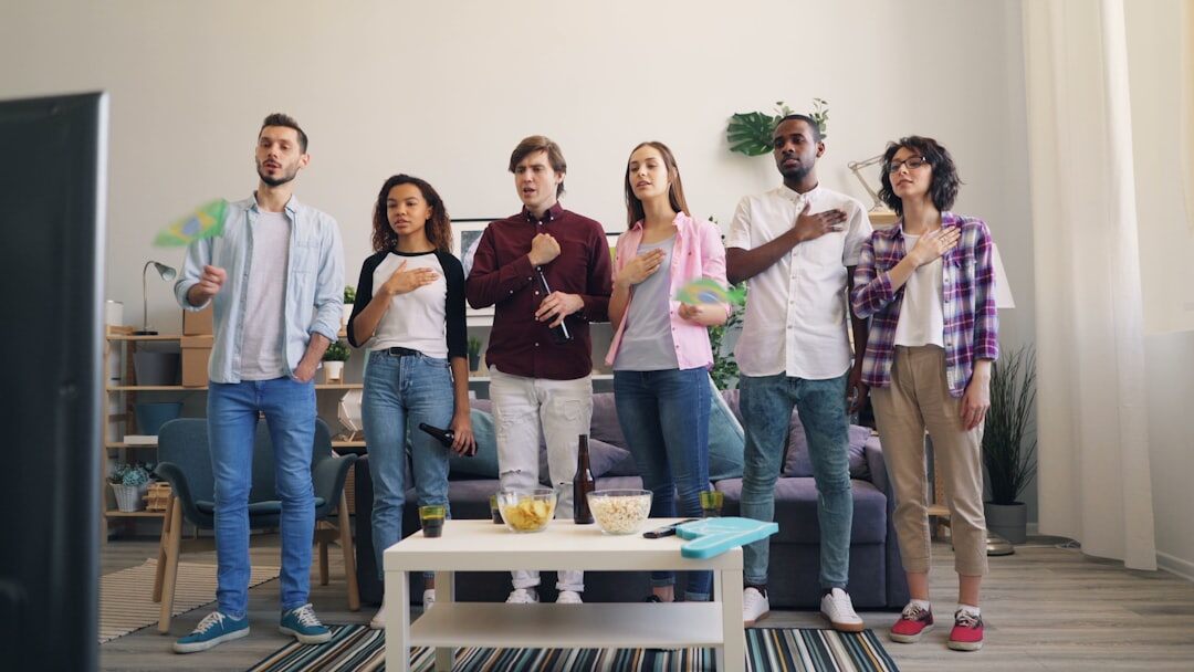 people watching tv commercial